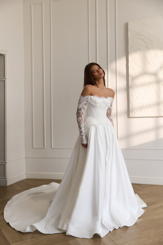 Ванесса с юбкой Энигма